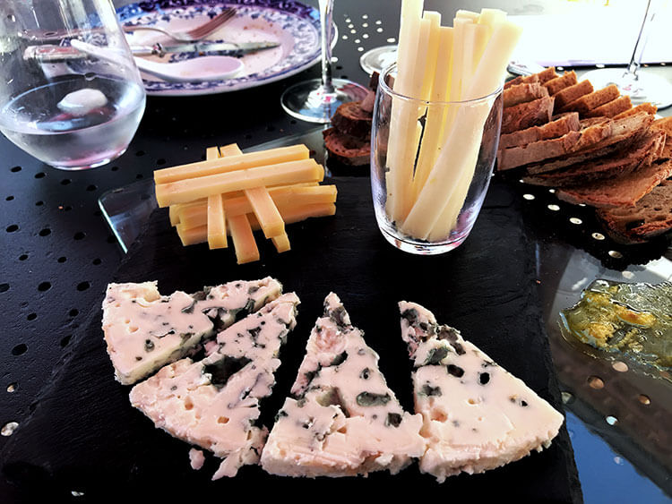 A cheese plate with Roquefort, Comté and Basque cheeses