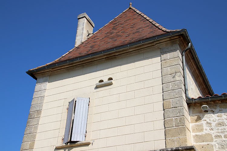 The dove cote at Château Vieux Mougnac