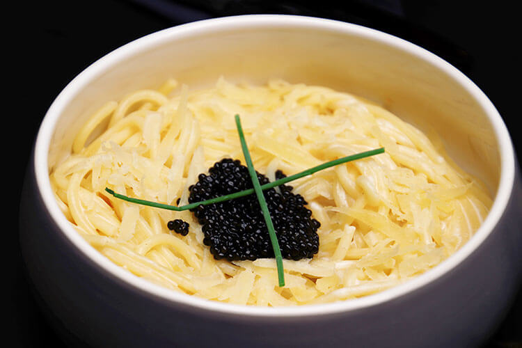 Spaghetti topped with caviar at Comptoir Caviar de Neuvic